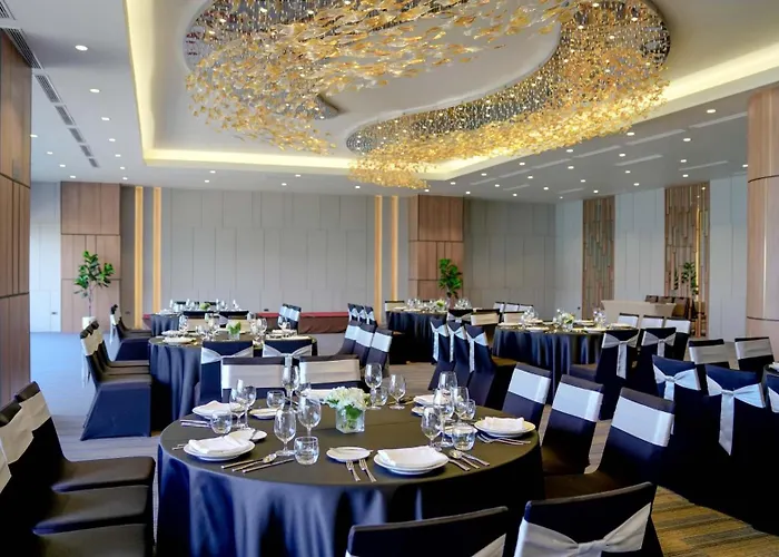 Wyndham Legend Hotel Ha Long