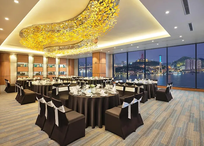 Hotel Wyndham Legend Ha Long